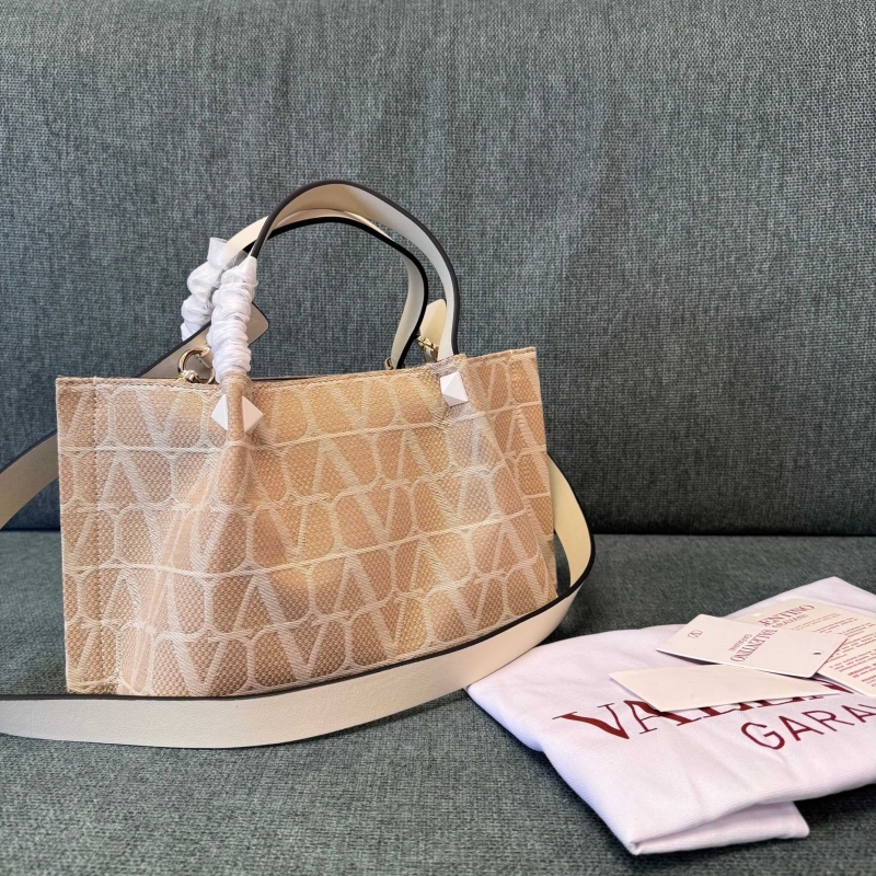 Va1e*ntin0 shopping bag